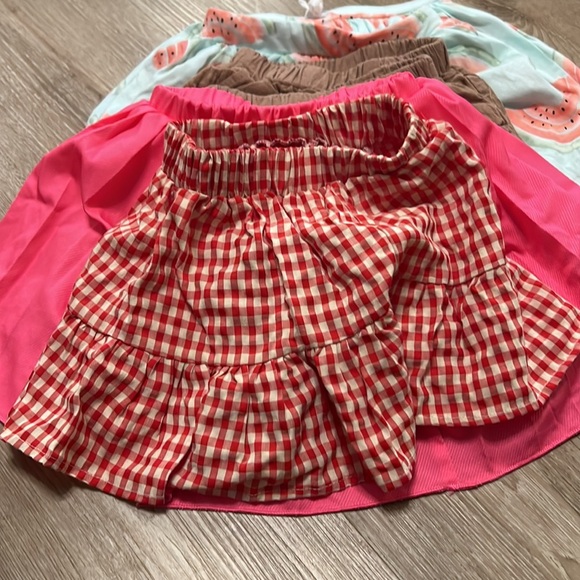 8 kids skirts/shorts - Picture 10 of 10